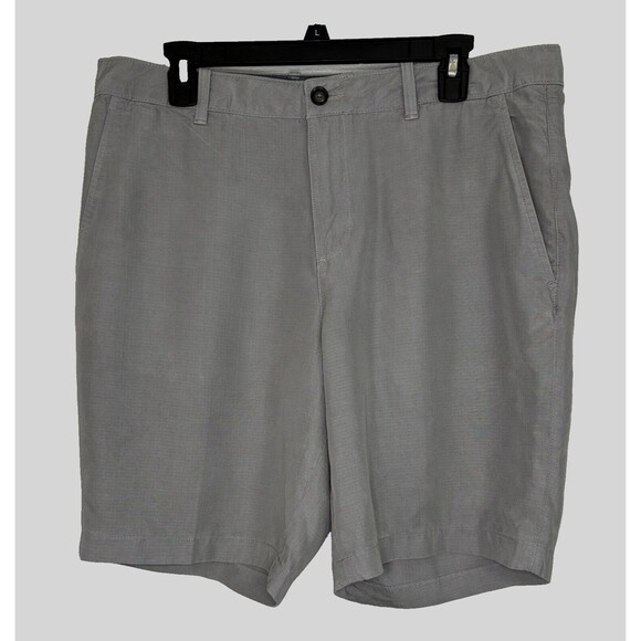 Men's Perry Ellis Gray Shorts Lyocell Performance Lightweight 9" Inseam Size 34 - Picture 1 of 7